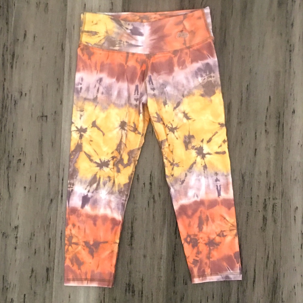 Tie-Dye Capri Leggings - Yellow & Orange